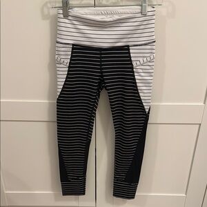 Athletes Striped Black and White Leggings XS